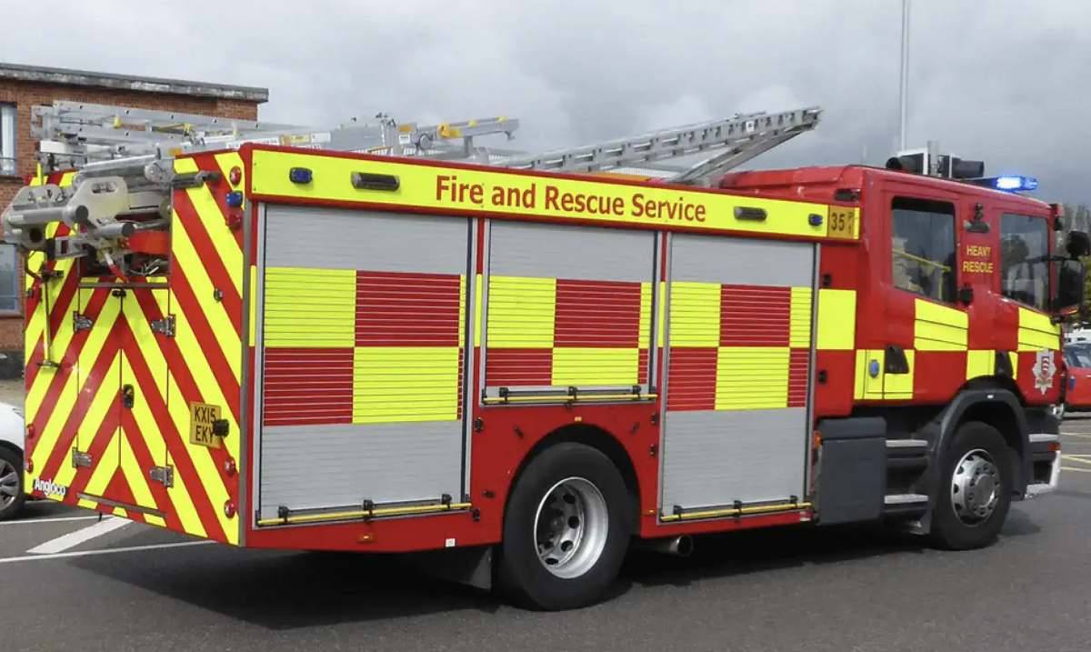 Firefighters Crash on London Road While Rushing to Brentwood Emergency Call – Passenger Freed with Minor Injuries