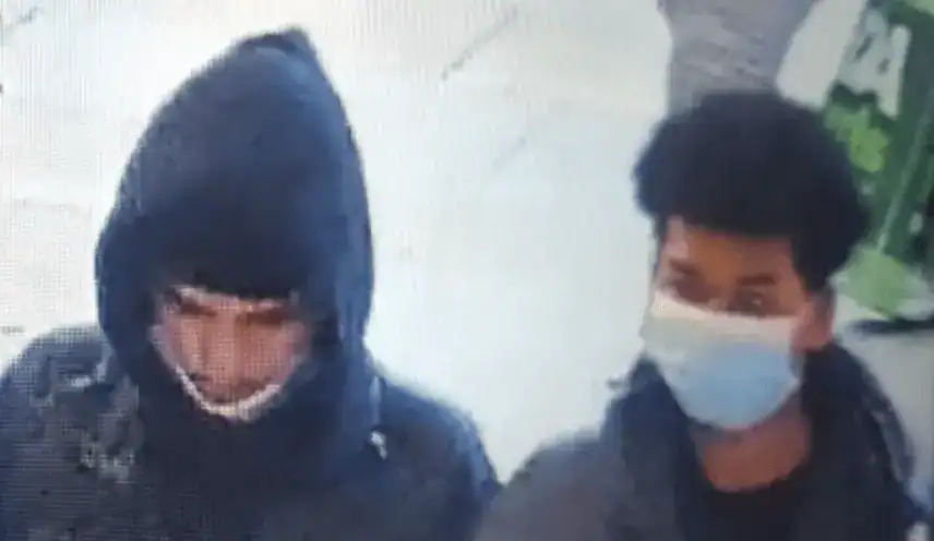 Police Want To Speak To These Young Men After A Teenager Was Robbed In #birmingham City Centre