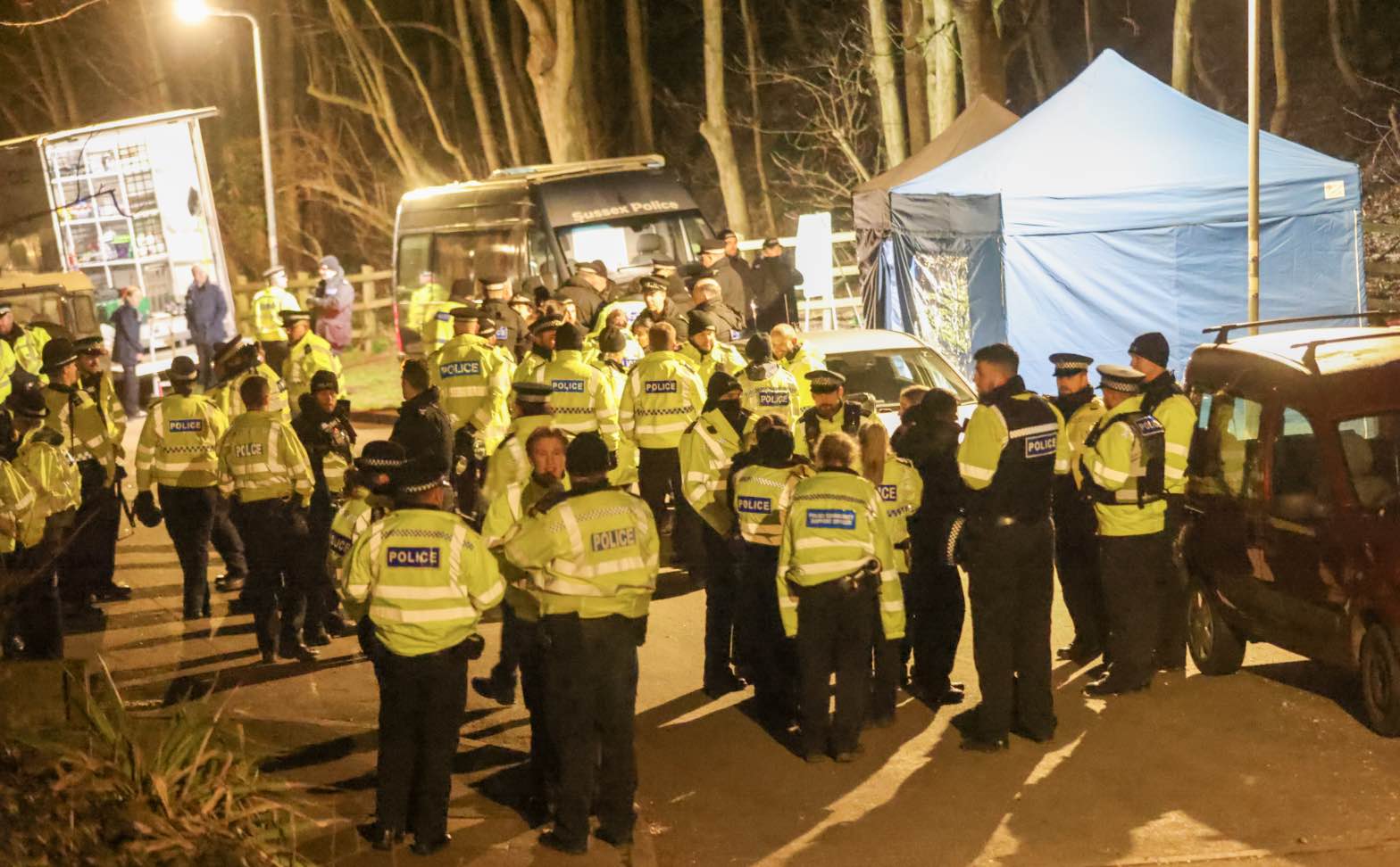 Major Search For Missing Six-week Old Baby After Missing Couple Arrested In Sussex