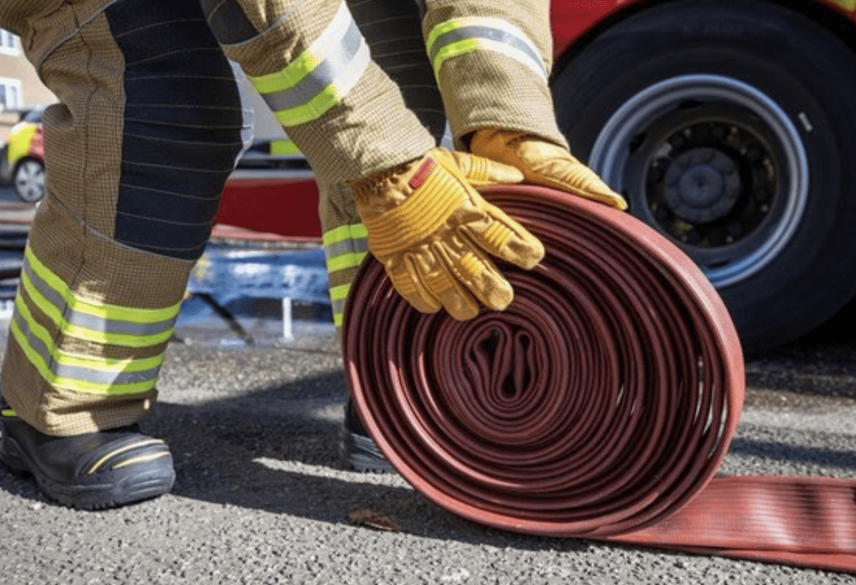 Four Fire Engines And Around 25 Firefighters Were Called To A Fire At A Flat Above A Shop On Lee High Road In Lewisham This Afternoon
