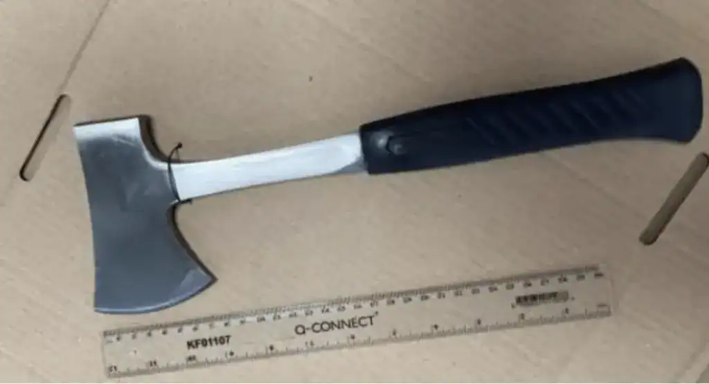 A Man Who Sprayed Ammonia Into The Face Of A Met Officer Before Threatening Him With A Gun Has Been Jailed A Man Who Sprayed Ammonia Into The Face Of A Met Officer Before Threatening Him With A Gun Has Been Jailed