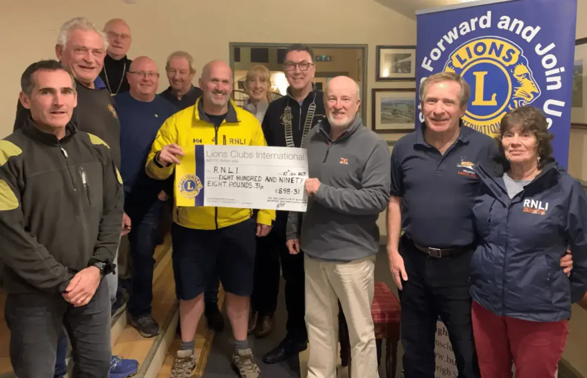 Budleigh Salterton Lions Club Have Raised Nearly £900 For Exmouth Rnli At The Recent Budleigh Christmas Swim