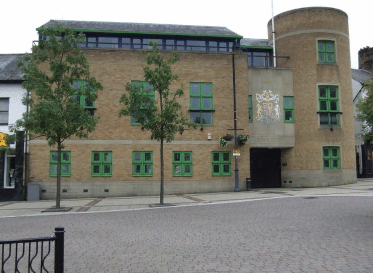 Officers Tracked Down A Jewel Thief Who Stole Rings Worth More Than £10,000 From Businesses In Maidstone And Bluewater And Pursued Her Into Bedfordshire