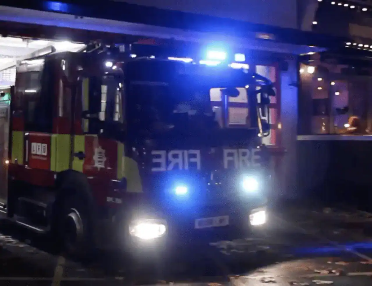 Massive Blaze Engulfs Brimsdown Sports Centre in North London – Firefighters Rush to Scene