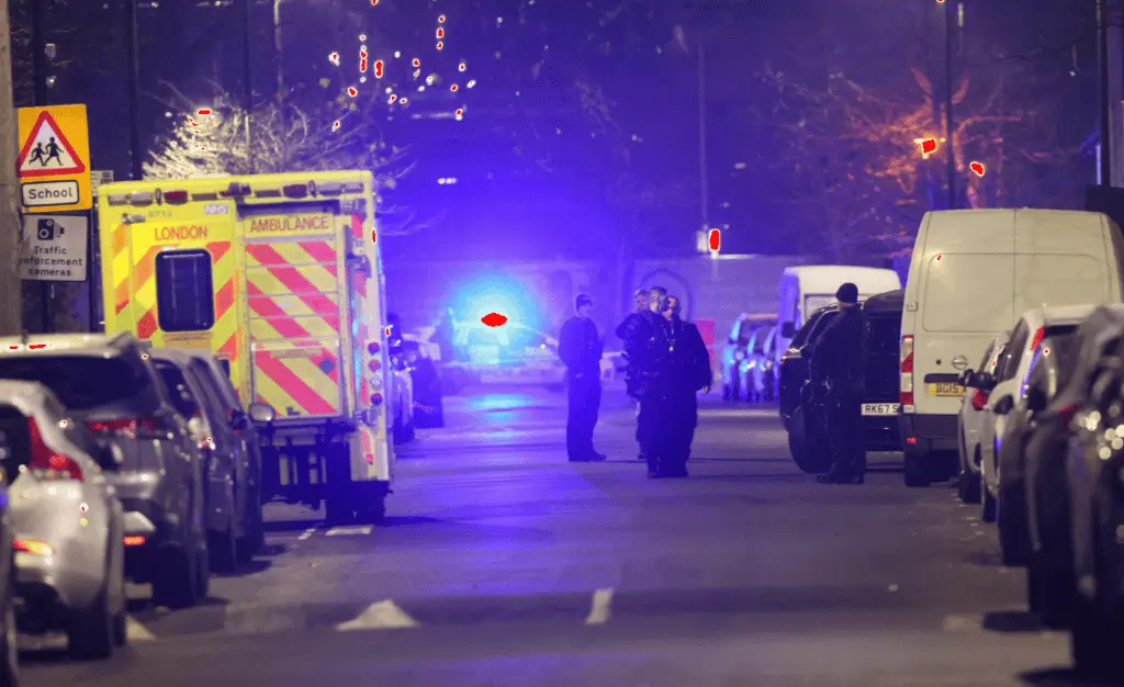 Updated:armed Police Throw Lambeth Housing Estate Into Lockdown After Shots Fired