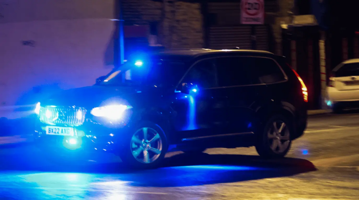 Gun Arrest Drama in Croydon: Loaded Firearm Found After Suspect Attacks Police Officer