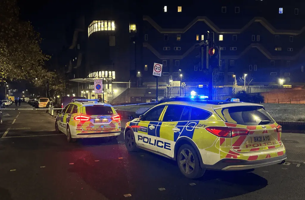 Updated:armed Police Throw Lambeth Housing Estate Into Lockdown After Shots Fired