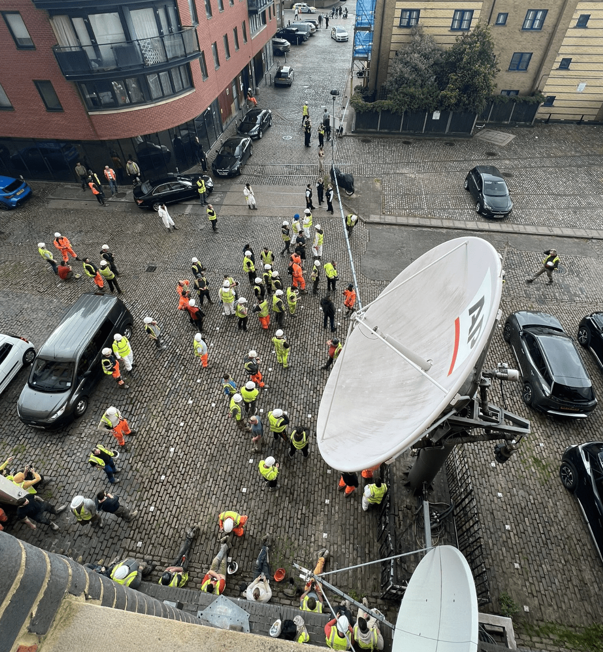 Fire service rubbish media reports of an explosion in London