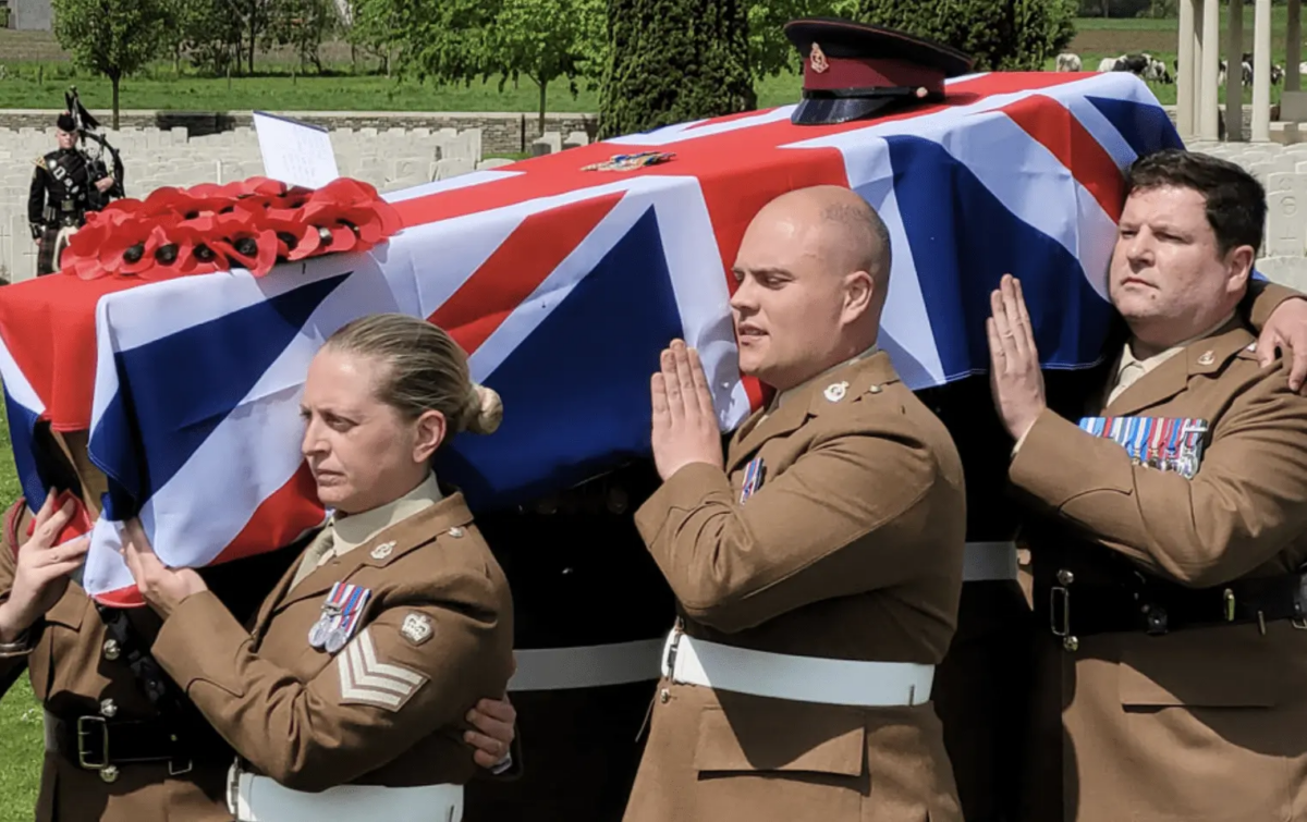 World War 1 stretcher bearer buried in Belgium