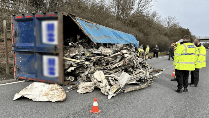 The A34 In Berkshire Is Closed Northbound Between The M4 (j13, Chieveley) And The A4185 (chilton) Due To An Overturned Lorry