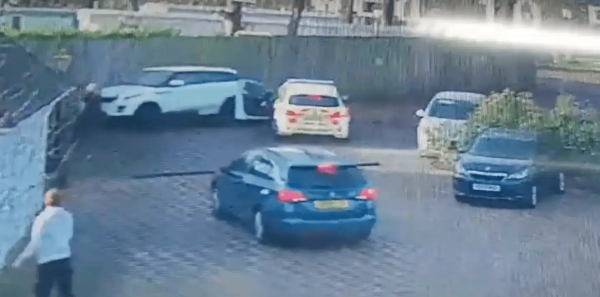 A drug dealer from Tunbridge Wells who drove a car at police officers to evade capture has been jailed