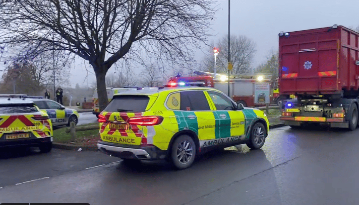 UPDATED: Major incident declared at Babbs Mill Lake in the West Midlands after five children fall through frozen lake – (ID 536706)