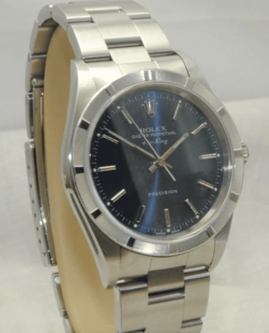 Detectives Investigating A Rolex Robbery In Tunbridge Wells Have Released Cctv Images