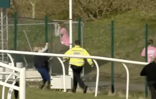 118 Arrested at Grand National Protest as Race Is Briefly Halted at Aintree