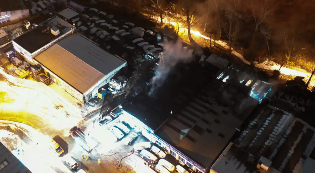 Investigation launched after blaze rips through Coombe accident repair centre in Sutton