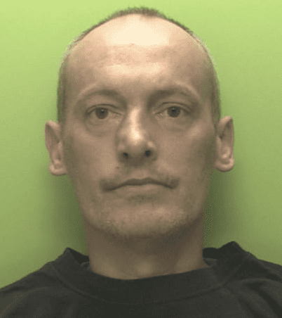 A robber who targeted an elderly man in broad daylight has been sentenced to prison – (ID 540957)