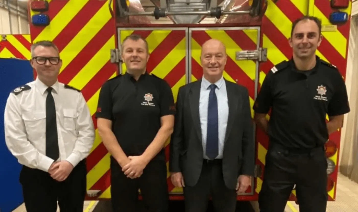 Ex-Cops Club Saves Life: Firefighters’ Quick CPR Rescue at Midhurst Golf Course