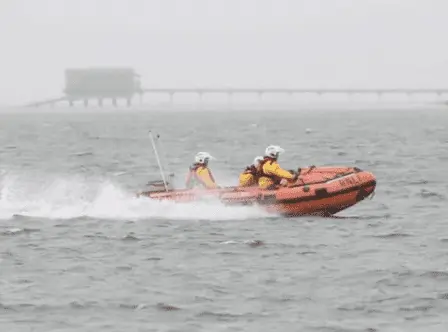RNLB Norman Harvey Launches Search for Mystery Black Hull Off Ledge – No Trace Found