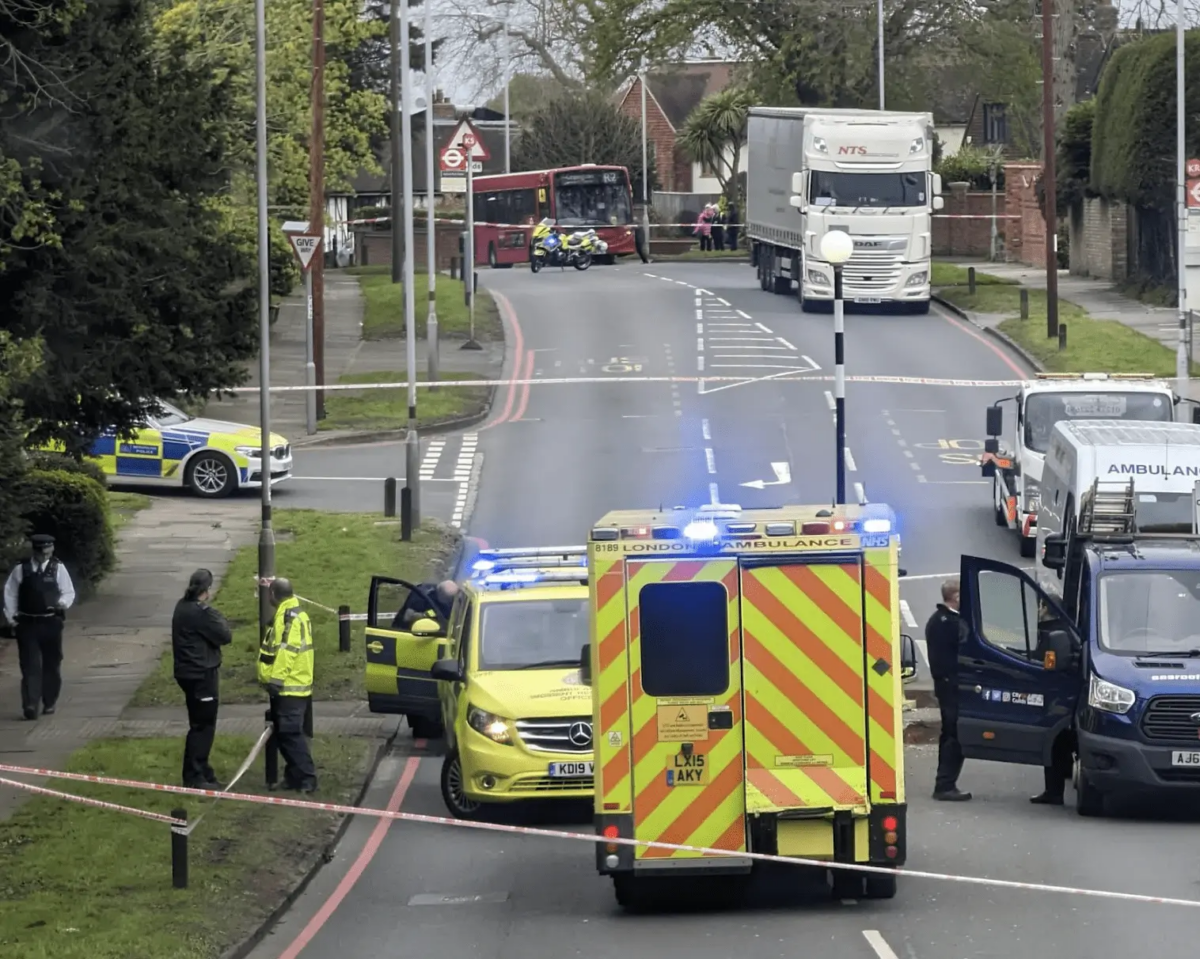 Officers Are Appealing For Witnesses Following The Death Of A Pedestrian In A Collision In South London