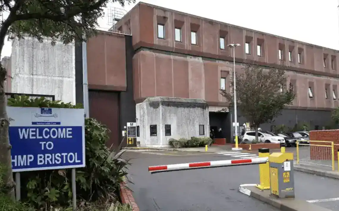 Inmate Sets Cell Ablaze at Bristol’s Horfield Prison, Fire Crews Rush to Scene