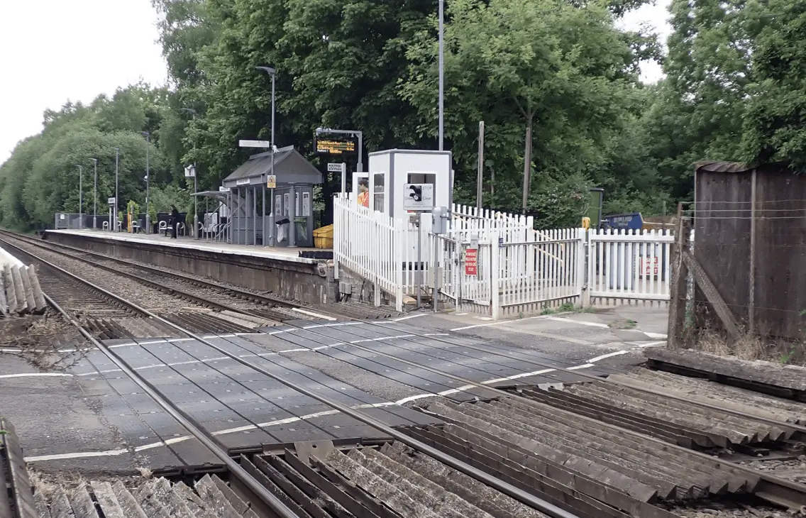 Heroic Crossing Attendant Prevents Tragedy as Train Rushes Through Farnborough North Station