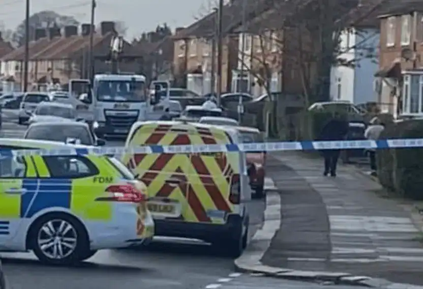 Gunman on the Loose After Drive-By Shooting Hits Parked Car in Edgware Ahead of Christmas