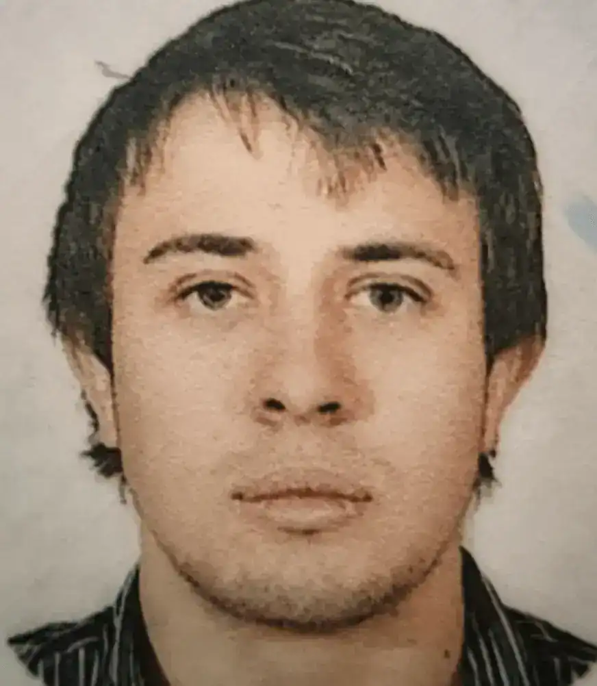 Major search continues for missing Kayaker