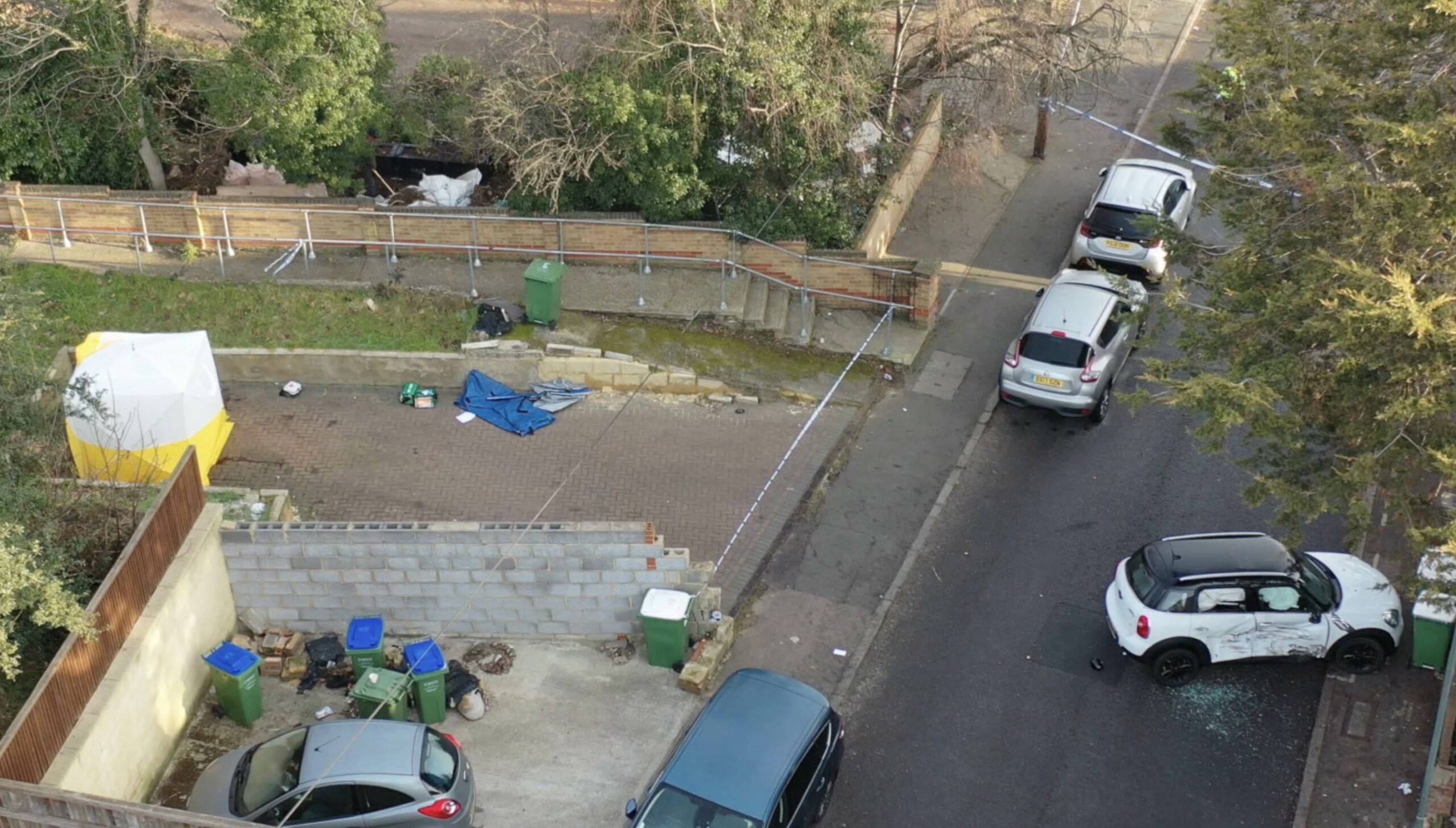 Man Gunned Down In South East London Shoot Out By Four Wearing Balaclavas