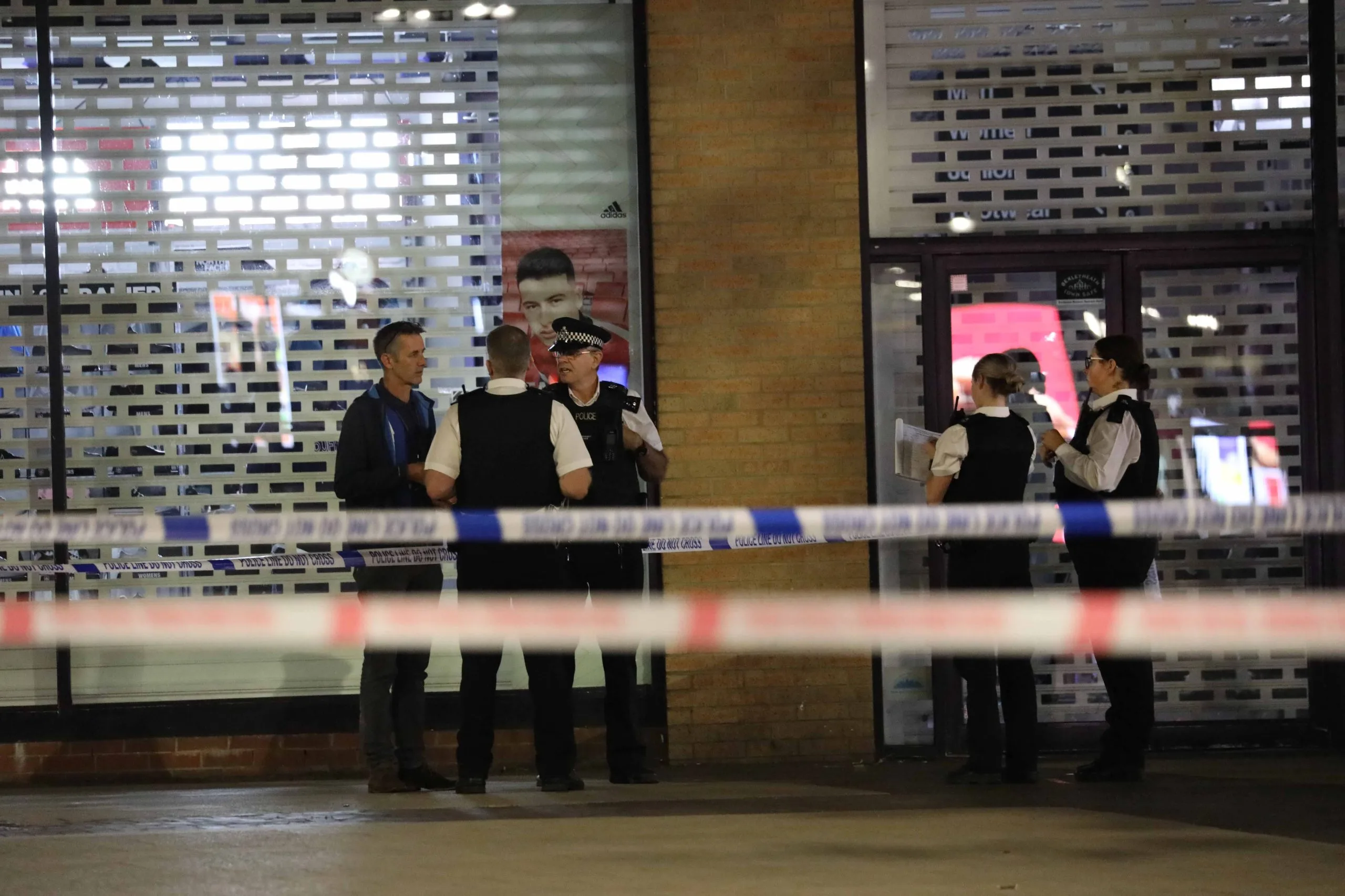 Bexleyheath Bus station in Police lockdown after stabbing attack