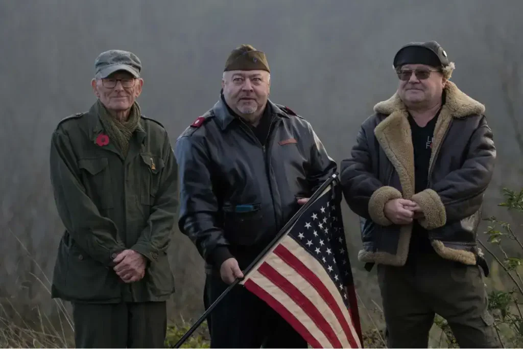 In Pictures - Butts Brow Memorial Remembrance Sunday Service