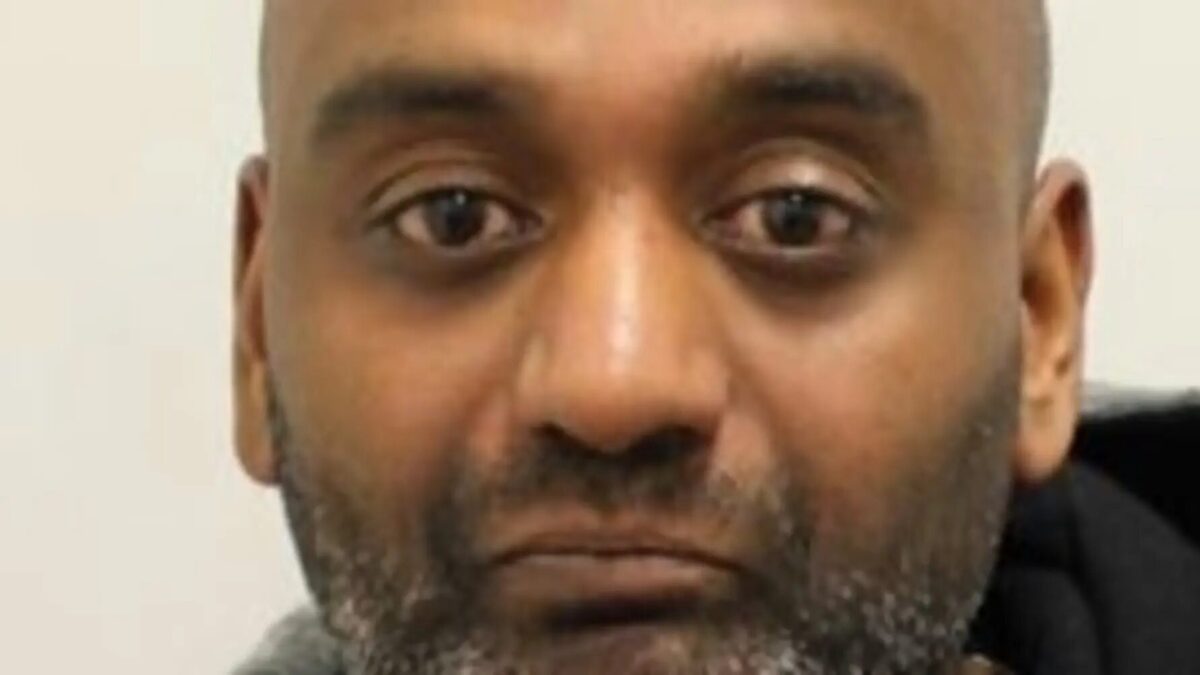 Police in Redbridge are appealing for help from the public to trace a wanted man
