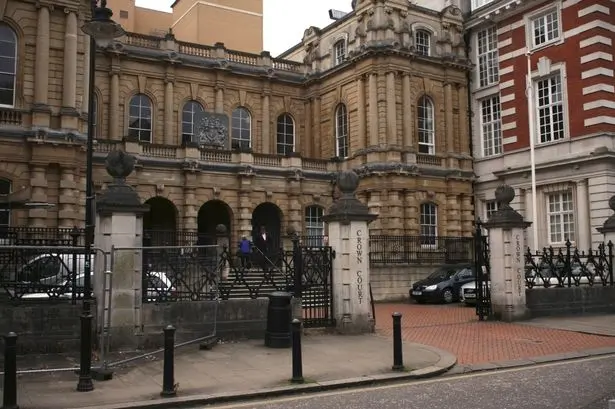Reading Drug Dealer Lewis Barton Jailed for Over Five Years After Cocaine and Heroin Bust