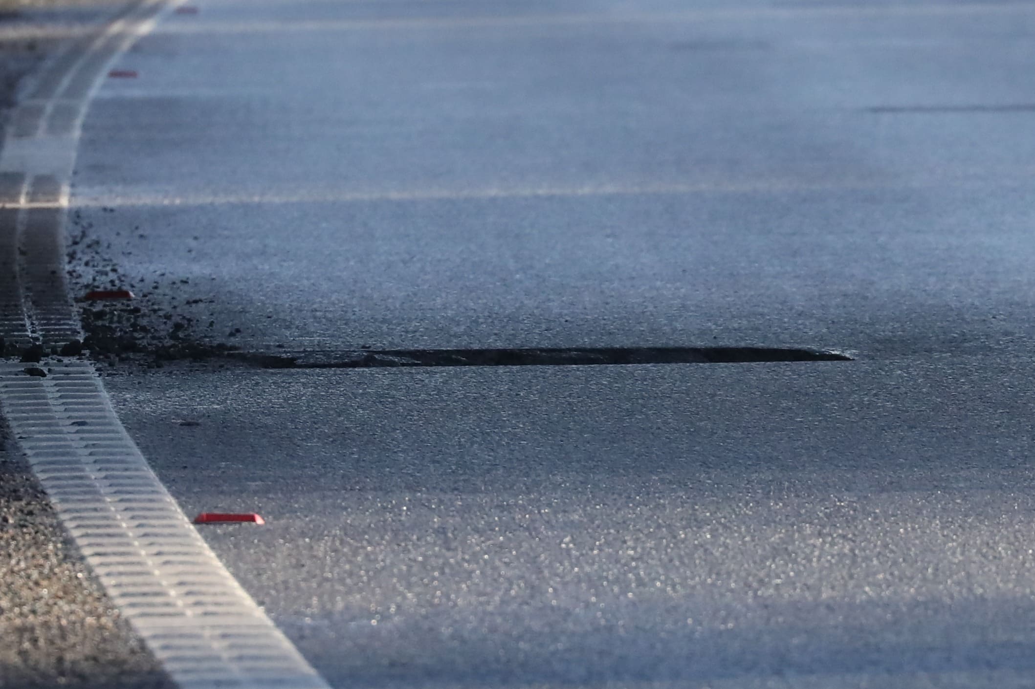 Delays On A2 After Huge Pot Hole Appears Police Say An Officer Is Looking Into It