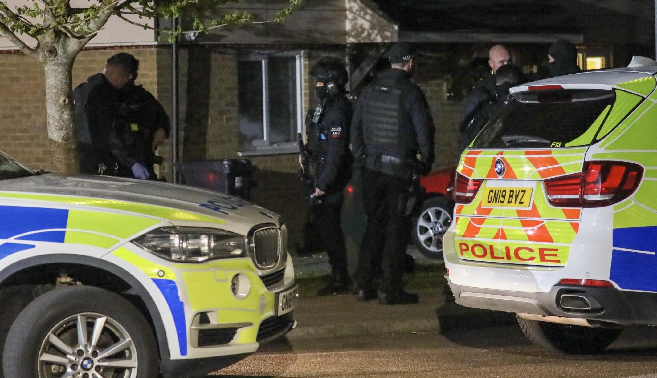 Fifteen Armed Police Called In To Arrest Man In Midnight Swoop On Maidstone Park Wood Estate