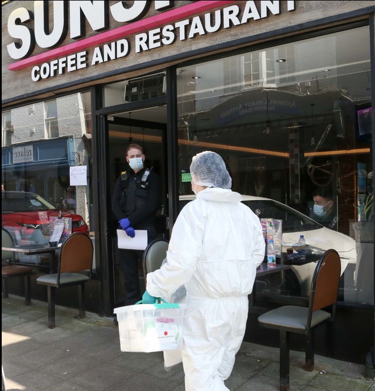 Police Arrest Man In His 30's  After Sunshine Cafe Stabbing In Hythe