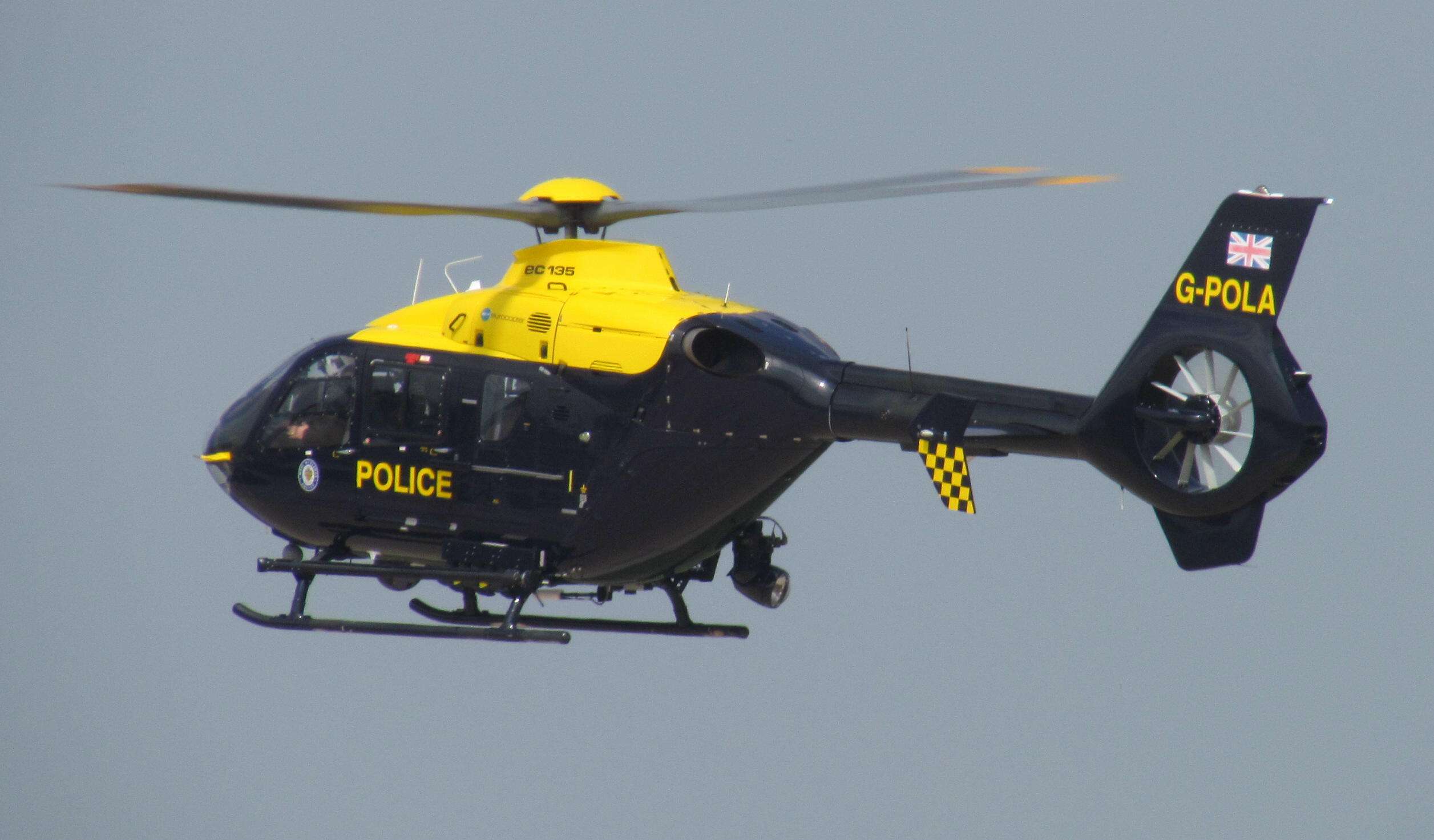 Police Air Support Called In  To Search For Suspect After Officer Is Attacked In Sittingbourne
