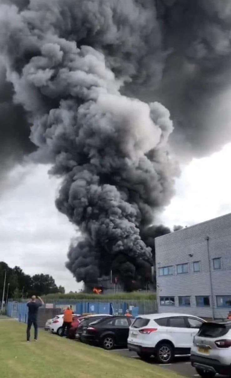 Blaze Rips Through Industrial Unit In Bellshill No Reported Injuries