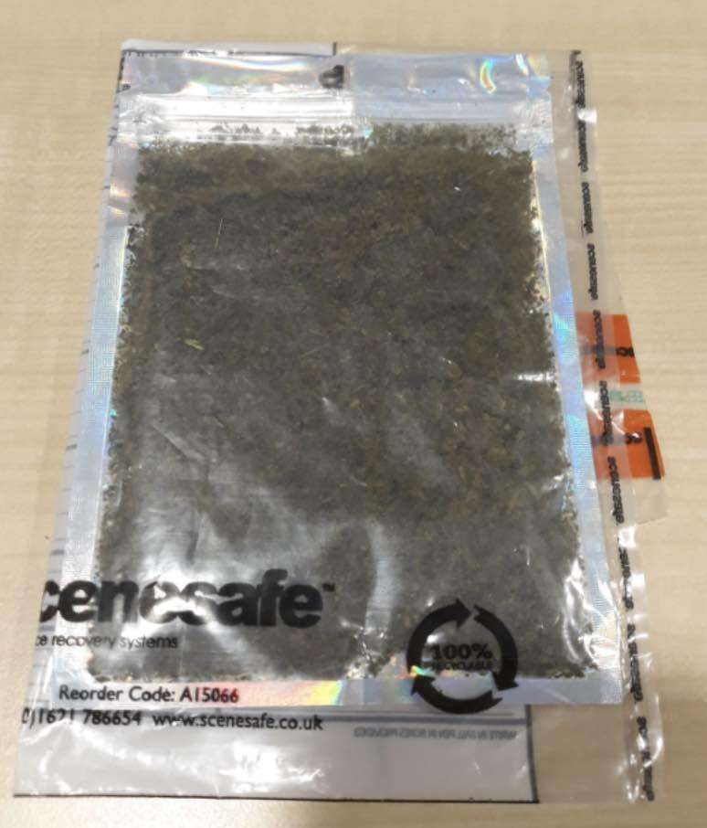 Police Stormed Into A House And Caught Two Suspected Drug Dealers Bagging Up Mamba In The Living Room