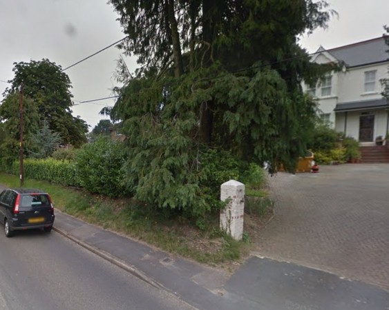 Four Marks Home Owner Attacked By Trio From Manchester In Aggregated Burglary