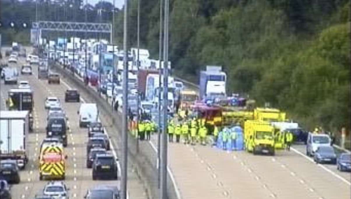 More Delays On The M25 After Serious Collision Near The A3 In Surrey