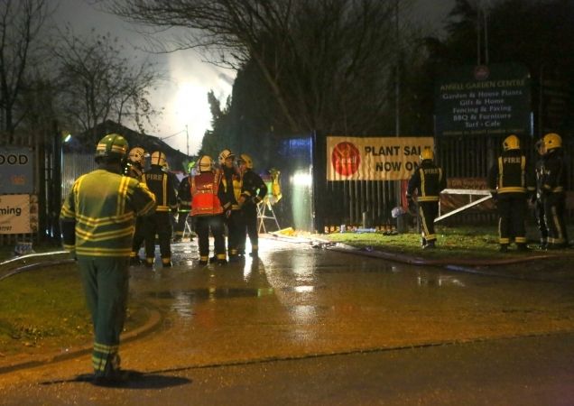 100 Firefighters Tackled  Fire At A Garden Centre Near Heathrow Airport