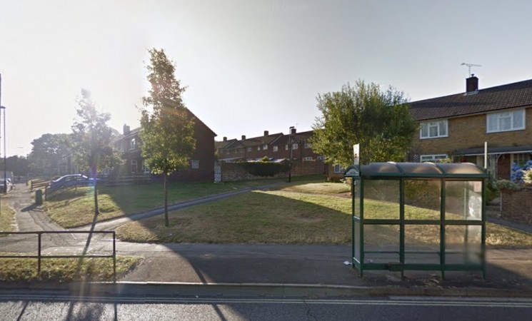 Pensioner Mugged Down Alley On A Southampton Housing Estate