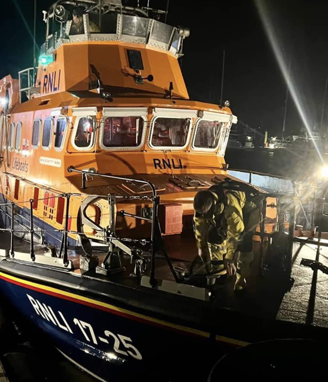 Yarmouth Rnli Lifeboat Respond To Distress Call During Storm Franklin