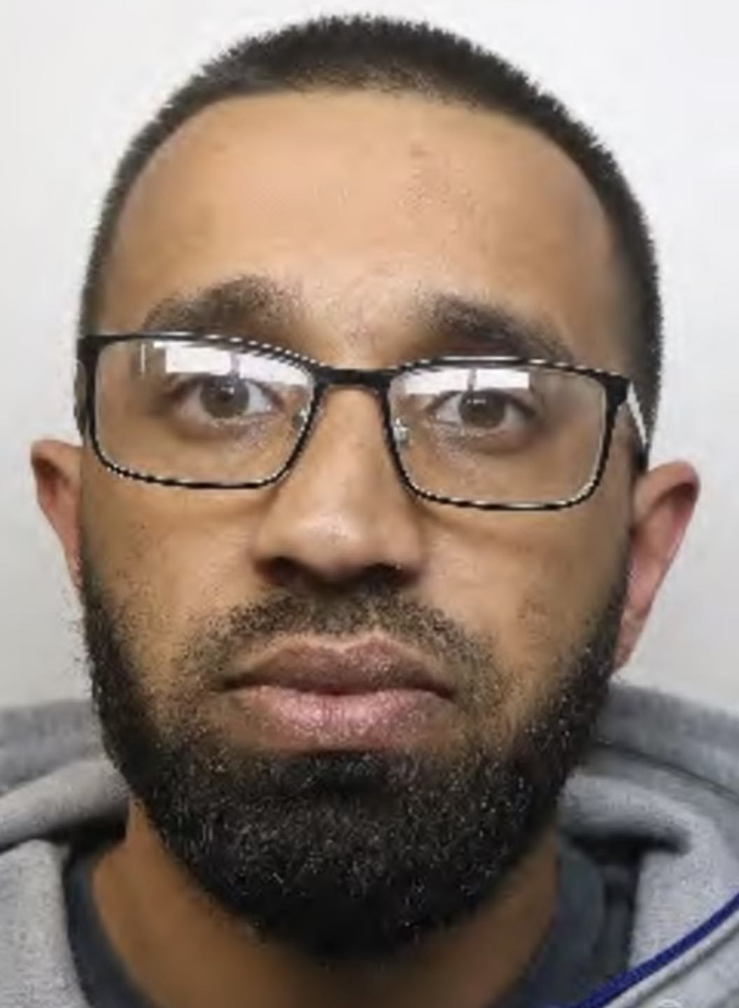 Officers Uncovered More Than 2,000 Whatsapp Messages Between Muhammad Gohir Khan And His Co-conspirator Where They Discussed And Agreed To The Contract Killing Of A Rotterdam-based Pakistani Blogger And Activist