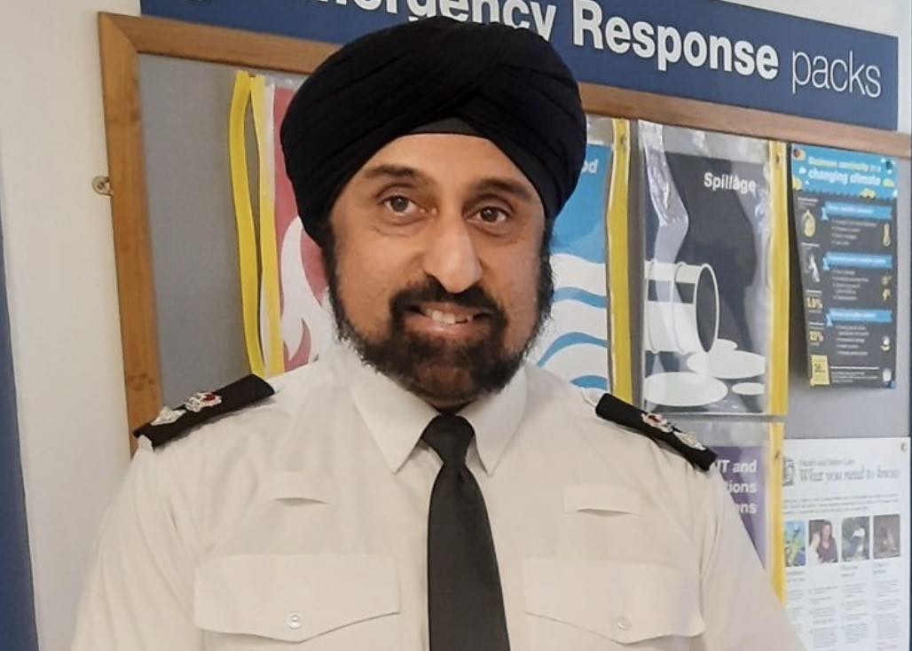 Top Hampshire Police Superintendent Dismisses Claims On Twitter That Men Are Not "hugely Disproportionately Likely To Be Victims Of Sexual Assault, Victims Of Domestic Abuse Or Sexual Harassment" Targeted By Women