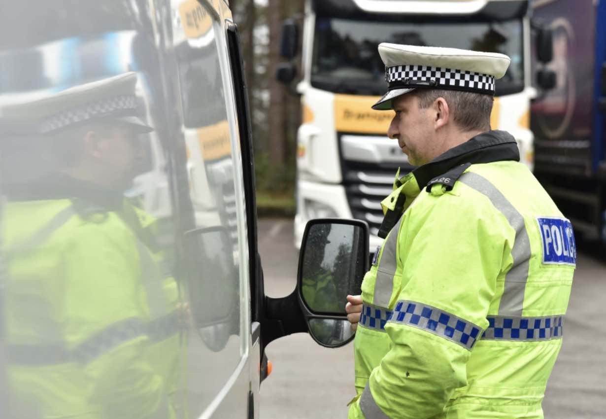 More Than 100 Motorists Were Dealt With By Hampshire Roads Policing Officers As Part Of A Safety Operation Carried Out Around Fleet Services