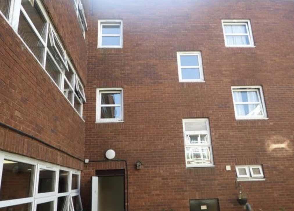 Firefighters Tackled A Flat Fire On Pedro Street In Hackney