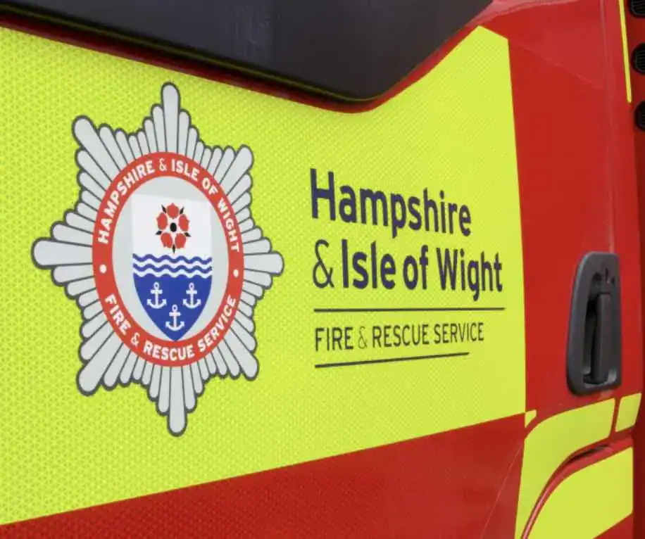 Firefighters Were Called To A Block Of Flats In #southampton This Afternoon After A Pan Was Left On A Stove