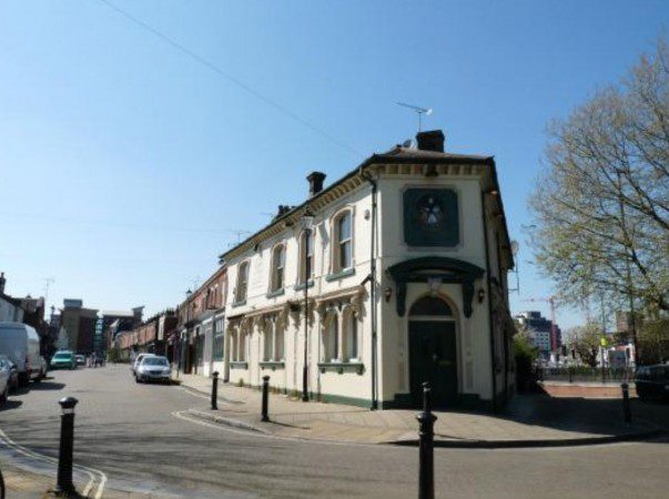 Man Attacked And Slashed With A Knife In Southampton