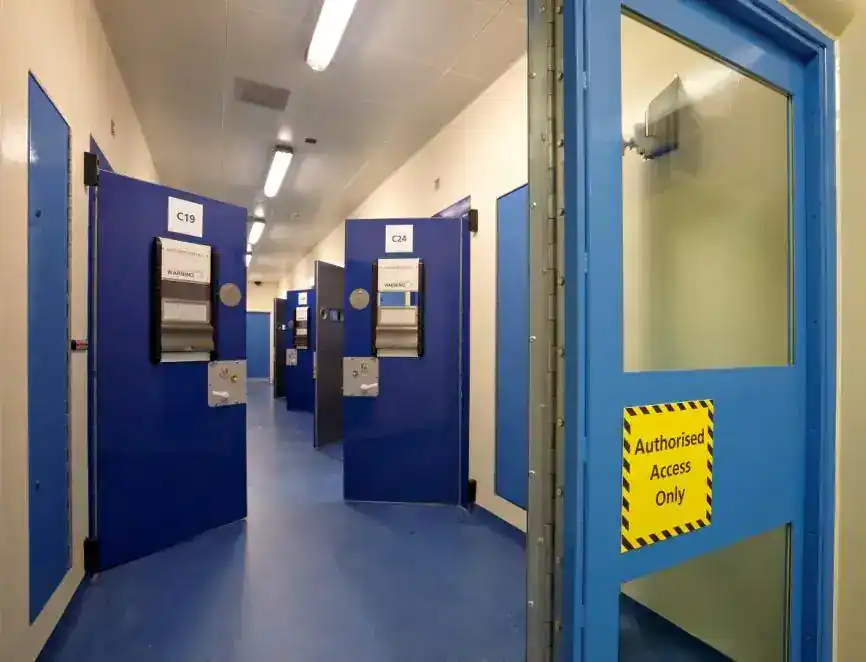 Officers Arrested Four People After Serving Warrants In Southampton In Connection With Cross-border Drug Supply Activity